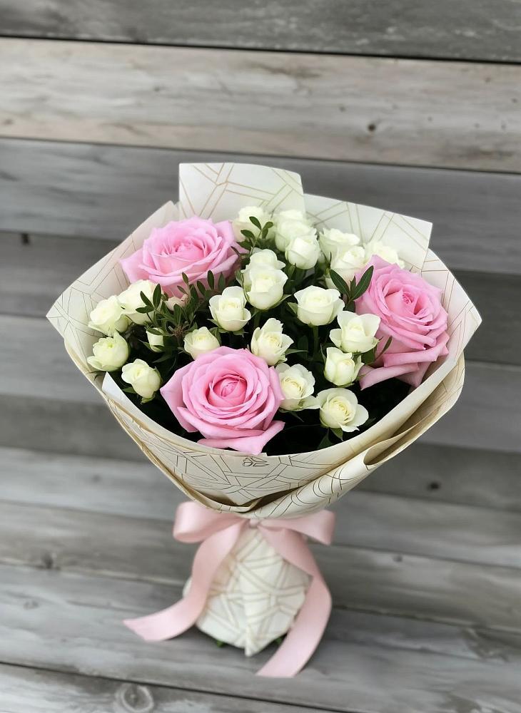 Букет цветов из: Розы в Джубге