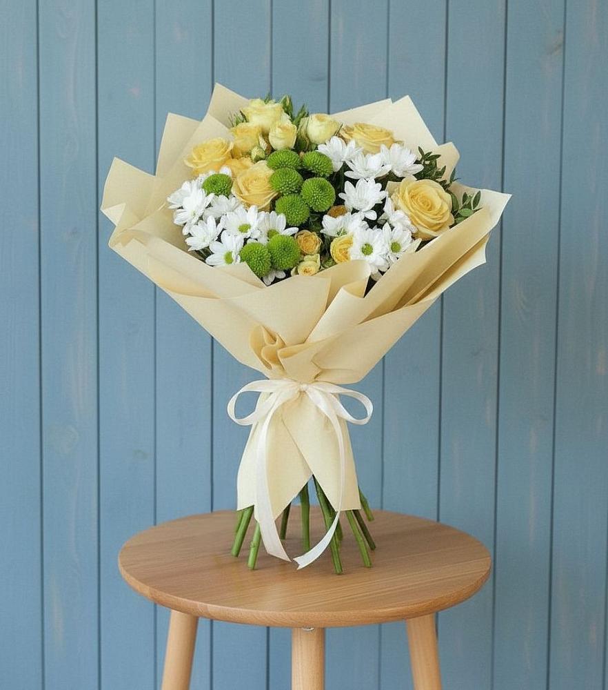 Букет цветов из: Хризантемы и Розы в Джубге