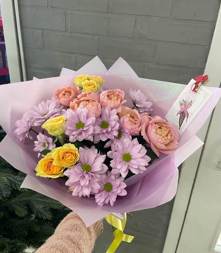 Букет цветов из: Хризантемы и Розы в Джубге
