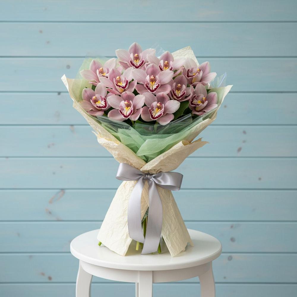 Букет цветов из: Орхидеи и Розы в Джубге