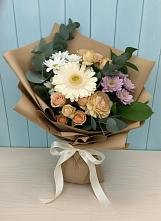 Букет цветов из:  Герберы и Хризантемы в Джубге