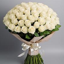 Букет 101 беля роза Белоснежка в Джубге